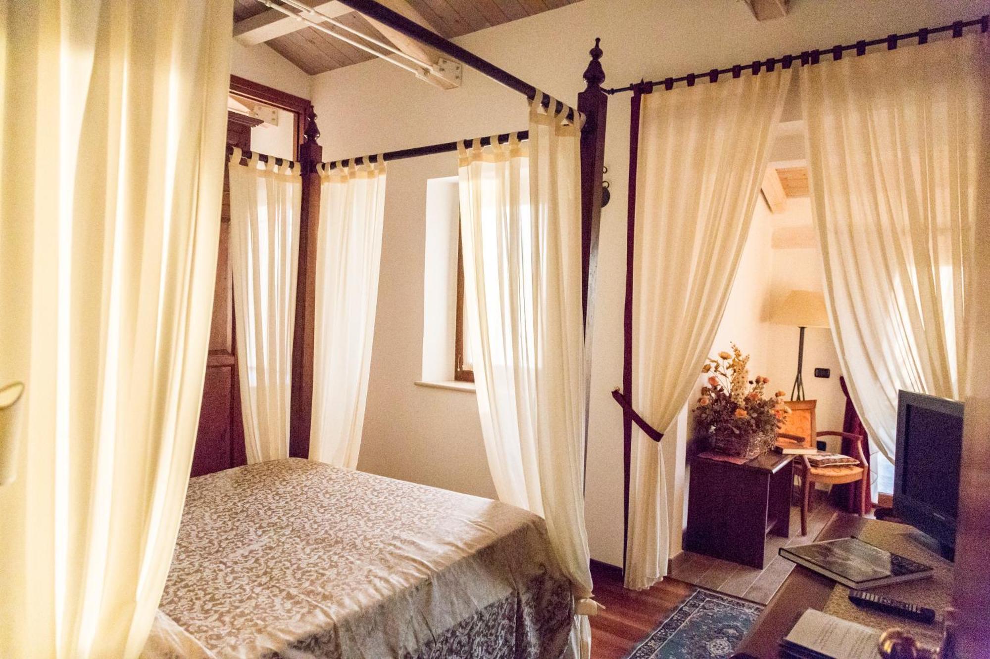 Colleverde Country House & Spa Urbino Ngoại thất bức ảnh